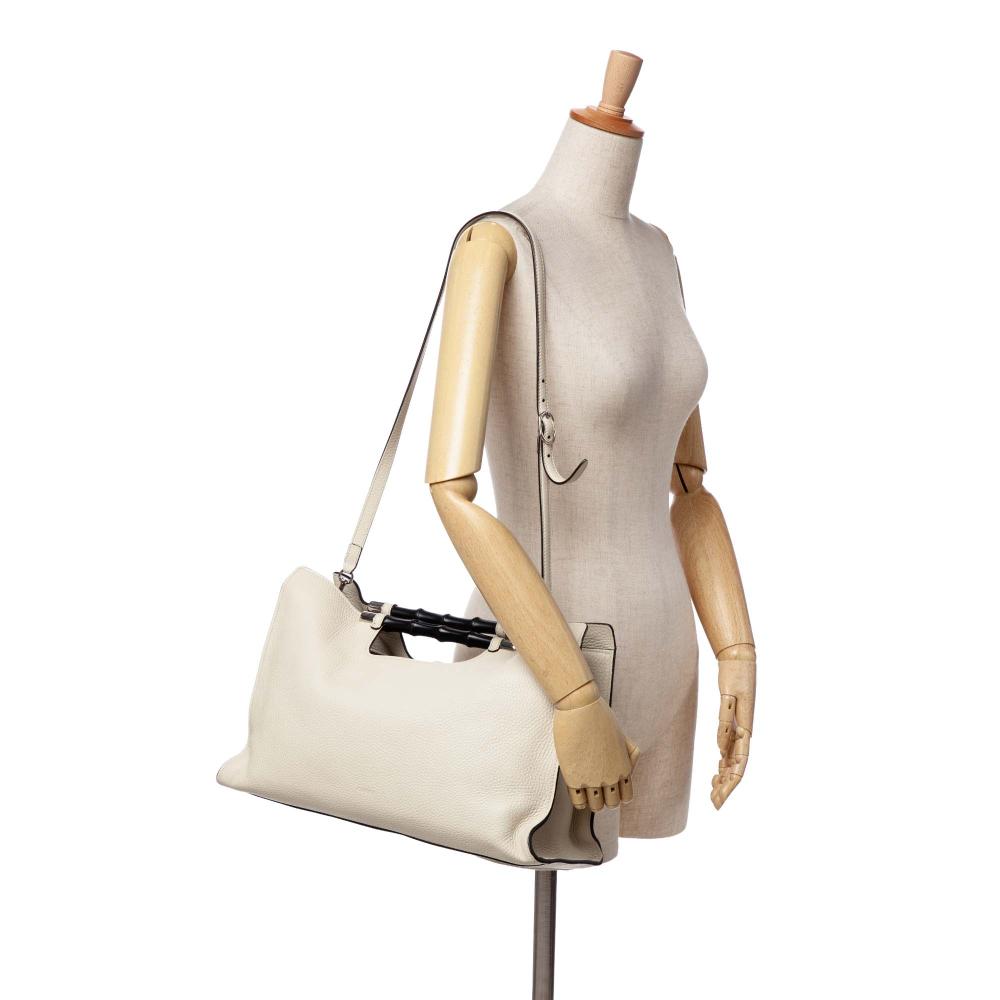 Gucci B Gucci White Ivory Calf Leather Medium skin Bamboo Daily Shopper Satchel Italy