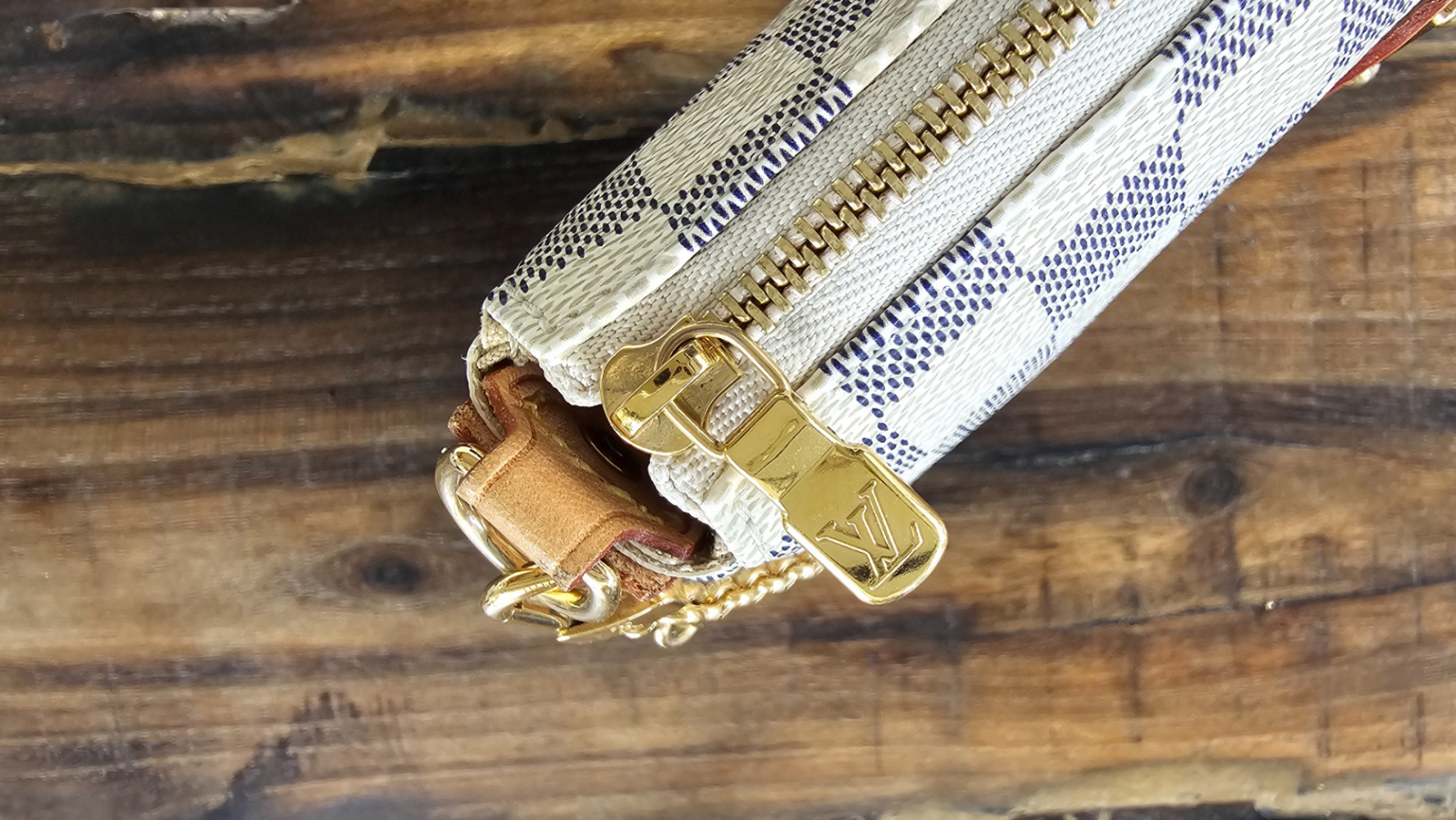 Louis Vuitton Damier azur et cuir