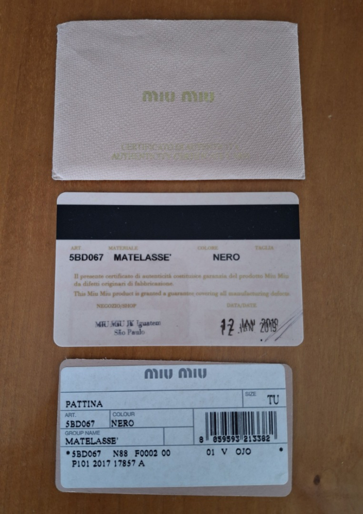 Miu Miu Sac à boucles en matelasse et cristal