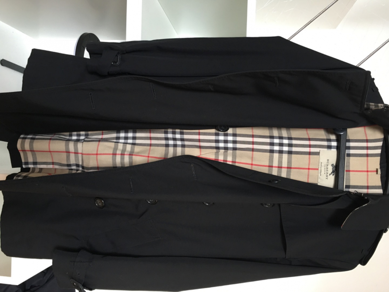 Burberry Mittellanger Trenchcoat