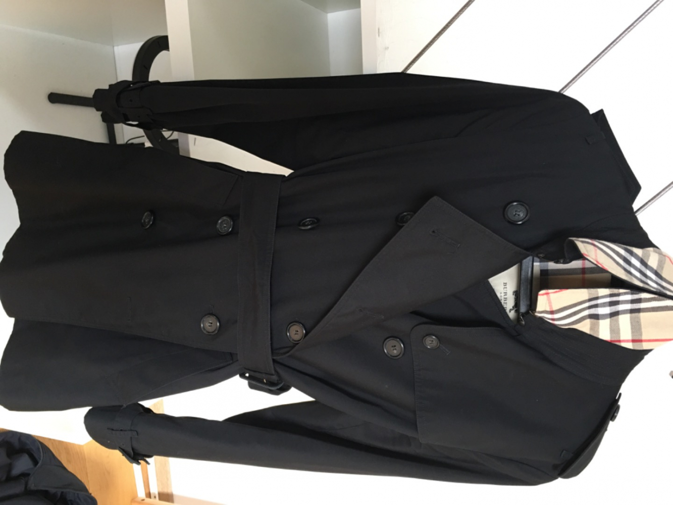 Burberry Mittellanger Trenchcoat