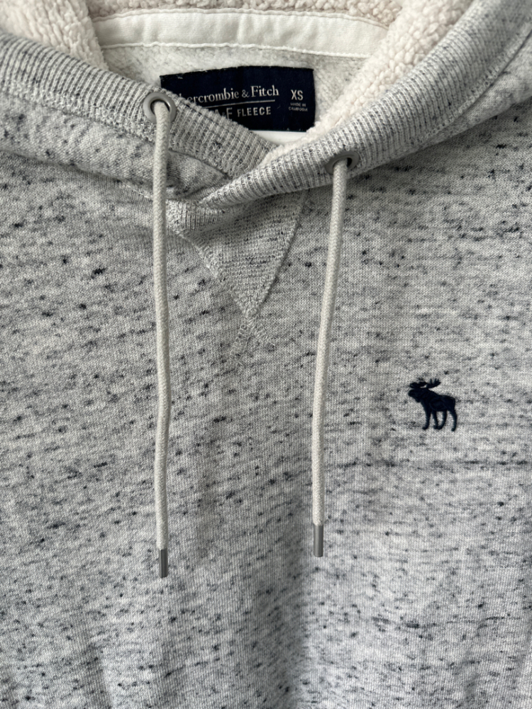 Abercrombie & Fitch Sweat à capuche gris