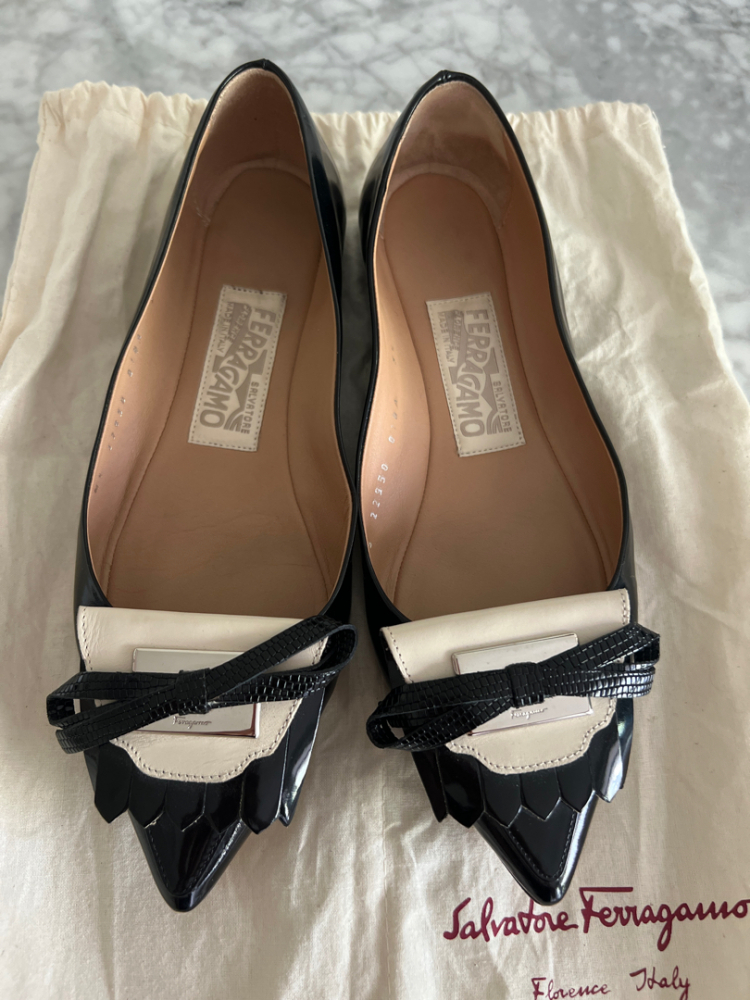 Ferragamo Working Flats