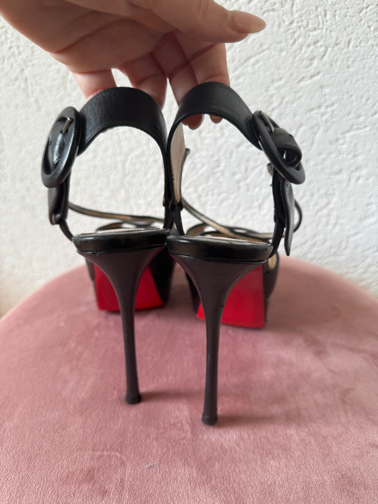 Christian Louboutin Pumps louboutin leder mattschwarz