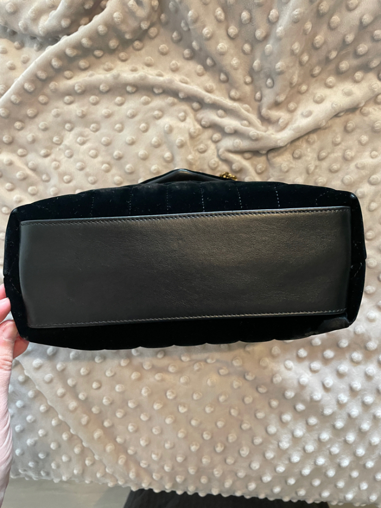 Saint Laurent Sac Saint Laurent Loulou Small en Velours Noir