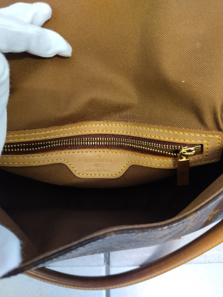 Louis Vuitton Mini-Looping