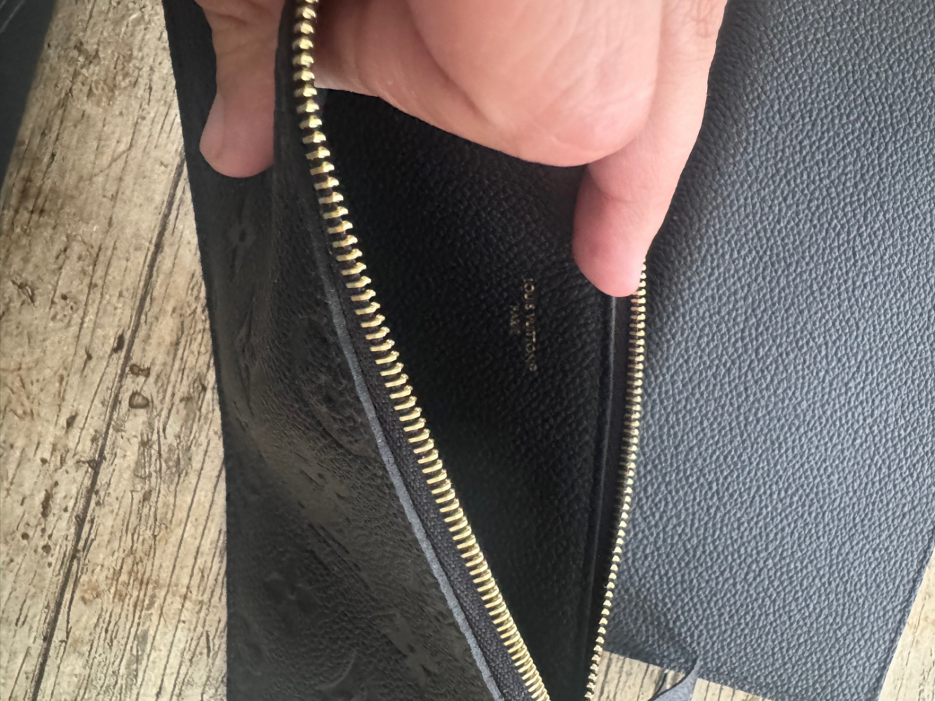 Louis Vuitton Empreinte noir