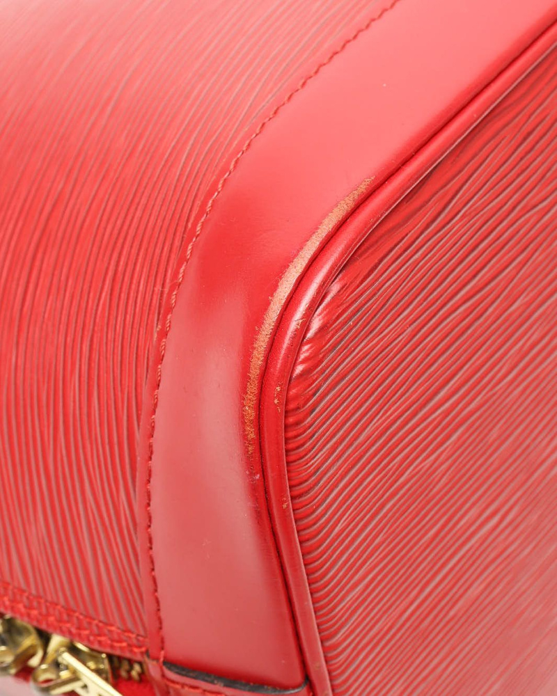 Louis Vuitton EPI Alma PM Bandoulière Bag