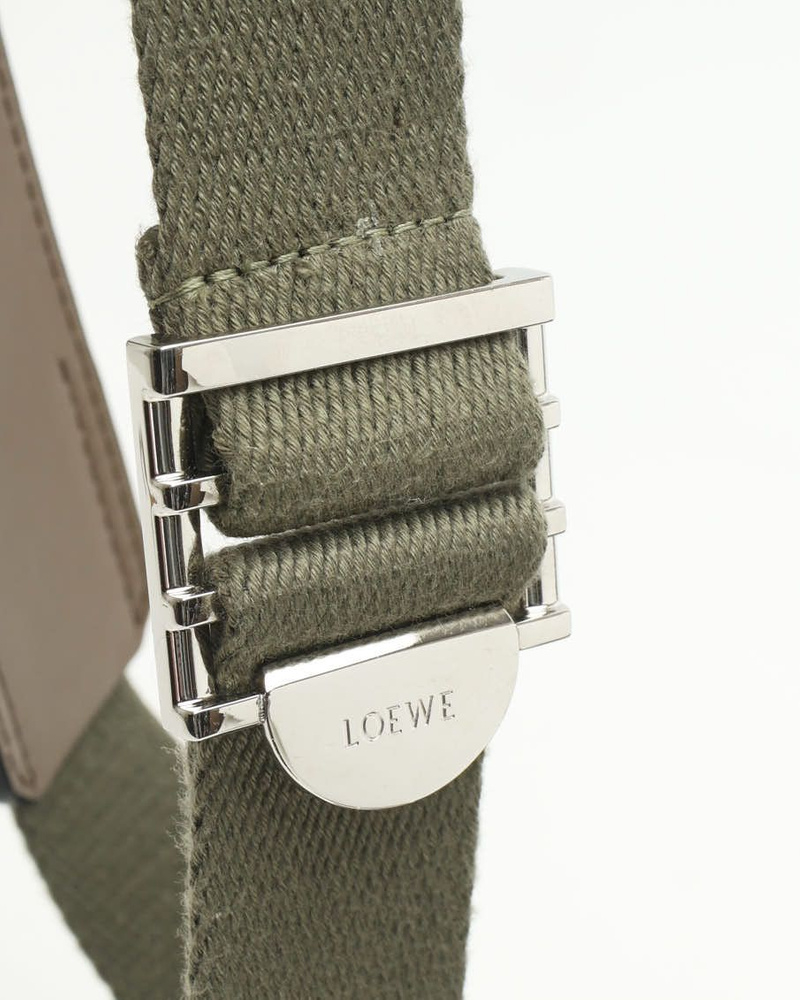 Loewe Medium Pebble Messenger Bag