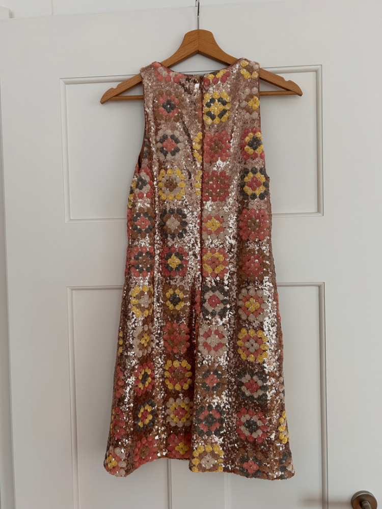 & other stories Parti