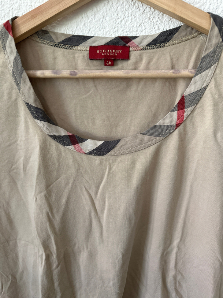 Burberry Short sleeve beige top