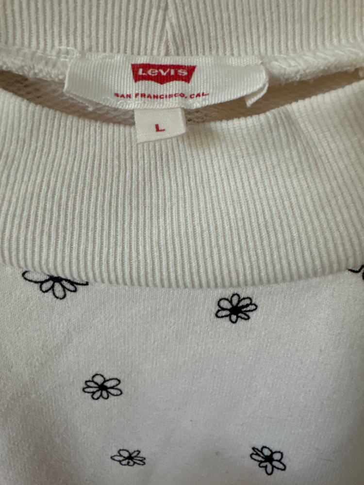 Levi's Beigefarbenes Sweatshirt mit kleinen schwarzen Blumen