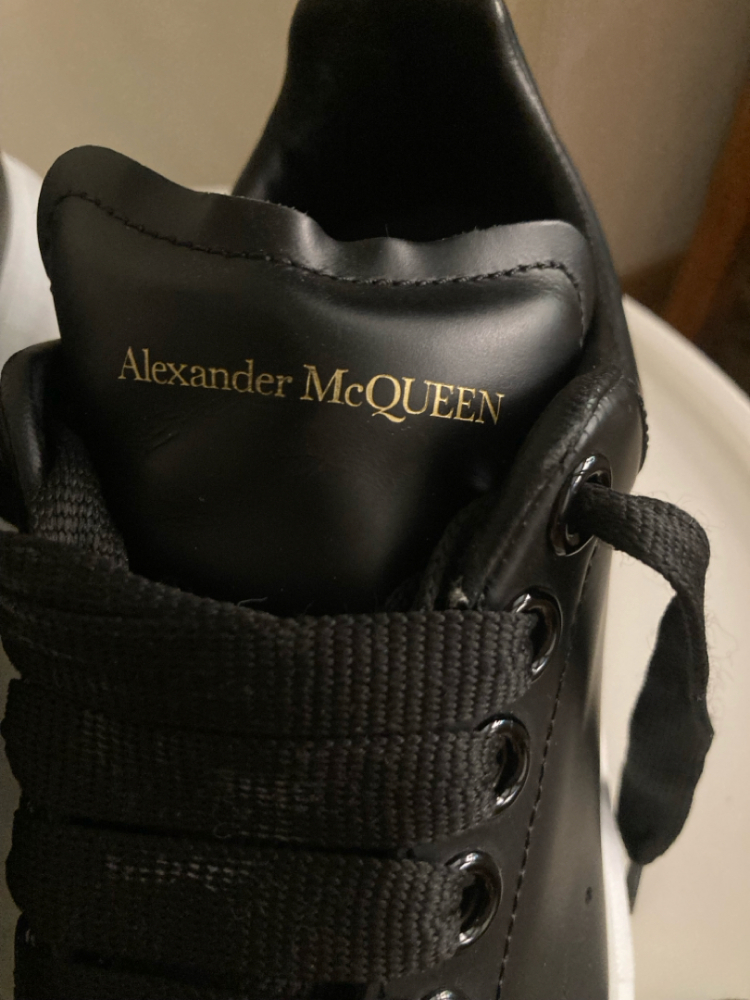 Alexander McQueen Oversized leather sneakers