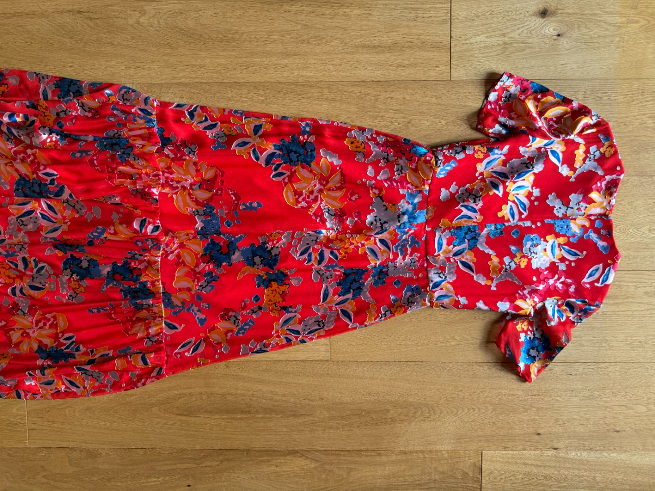 Saloni Dramatic long red silk-rayon floral dress