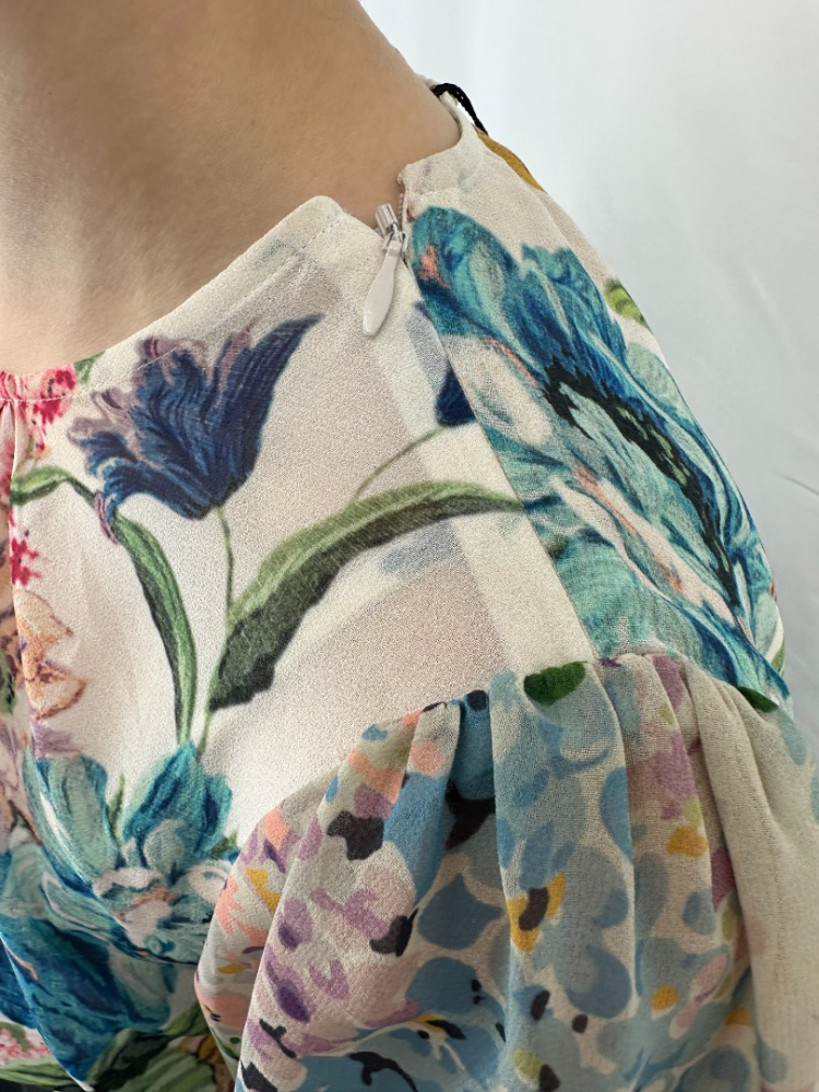 Zimmermann midikleid mit fallender Taille und Falten