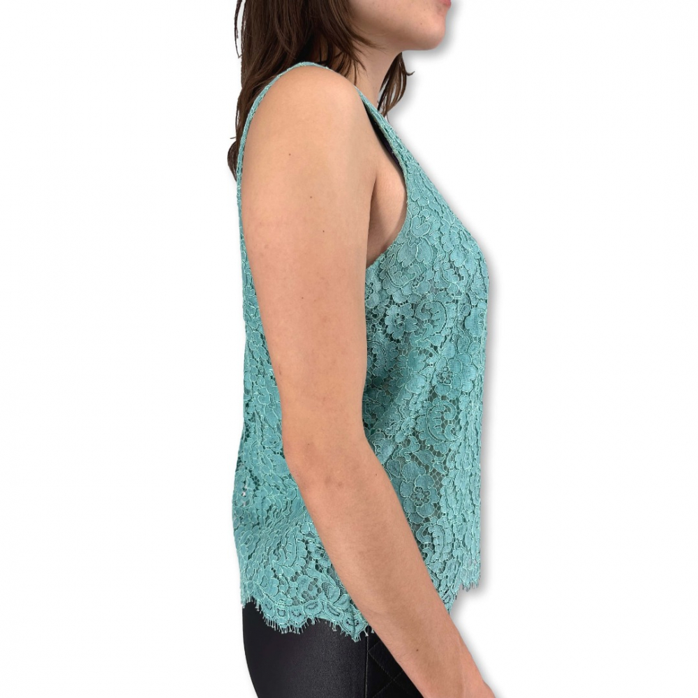 Chanel Türkisfarbenes 3D-Spitzen-Tanktop mit CC-Knopf