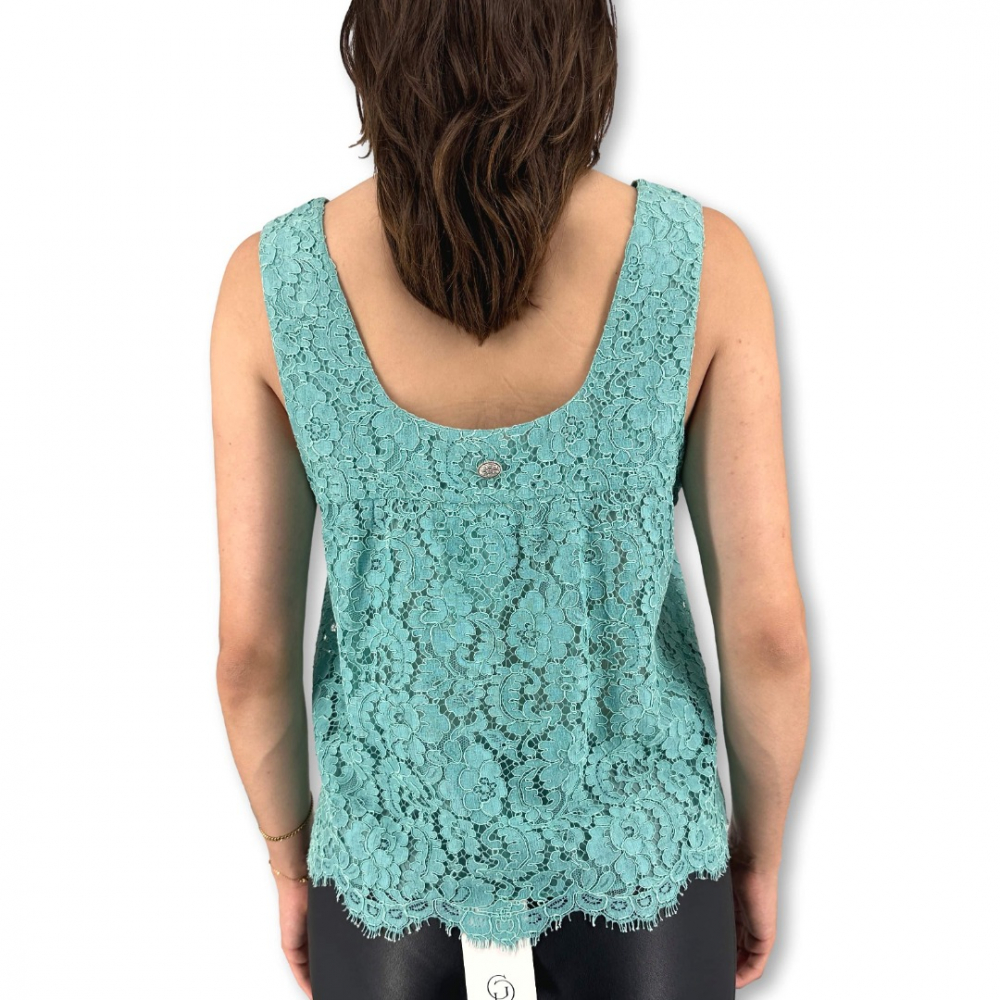 Chanel Türkisfarbenes 3D-Spitzen-Tanktop mit CC-Knopf