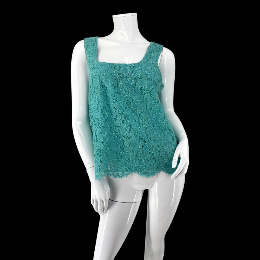 Chanel Türkisfarbenes 3D-Spitzen-Tanktop mit CC-Knopf