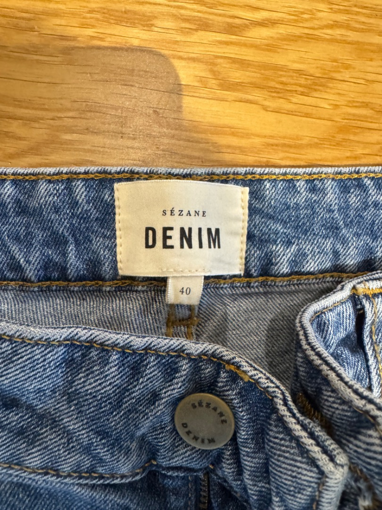 Sézane The iconic straight trousers