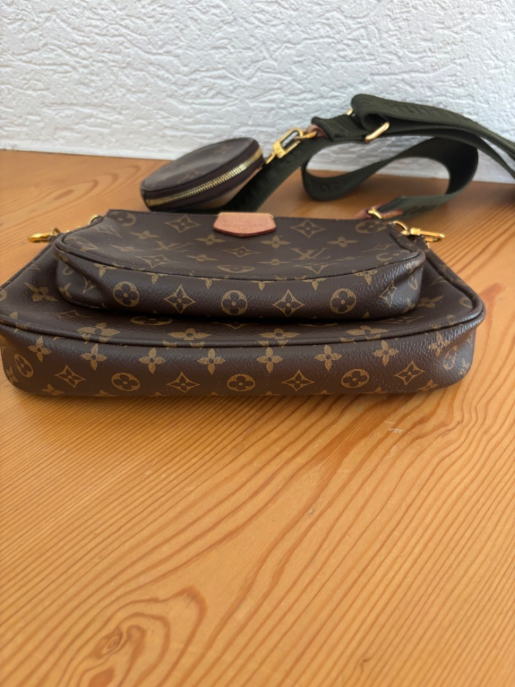 Louis Vuitton Multipochette Monogram
