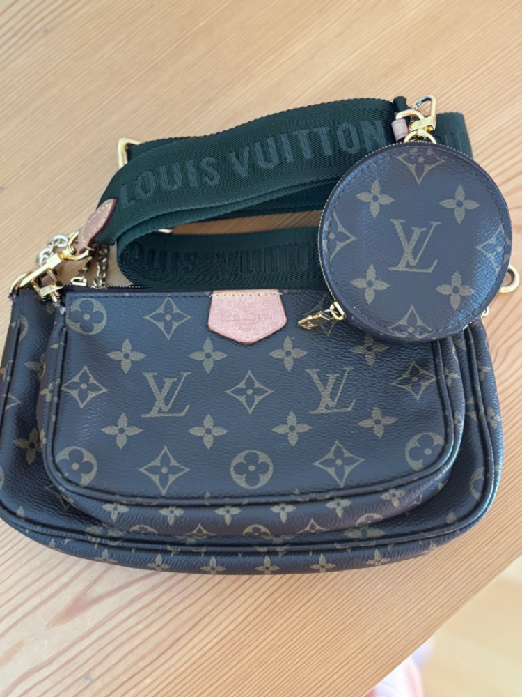 Louis Vuitton Multipochette Monogram