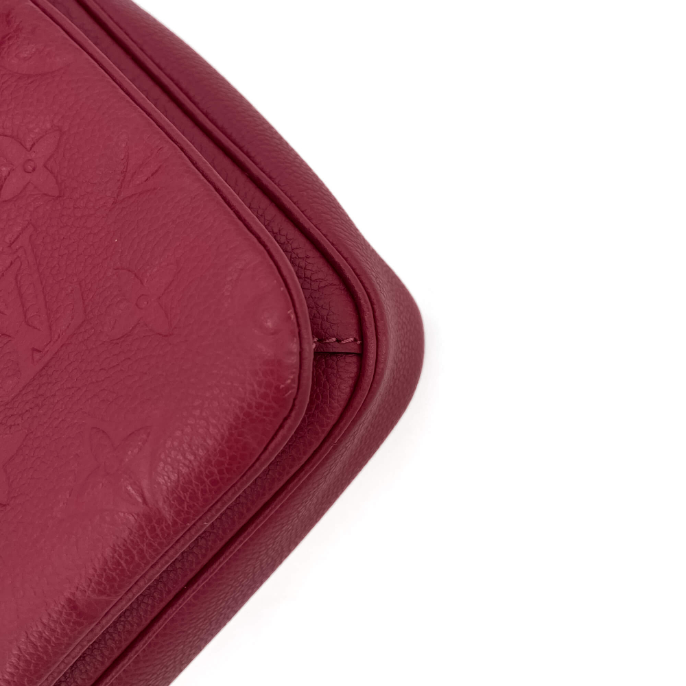 Louis Vuitton Metis 2-Ways Flap Bag Pink