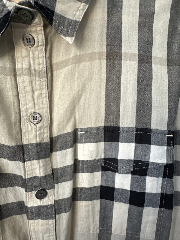 Burberry Bluse mit karierten Quadraten