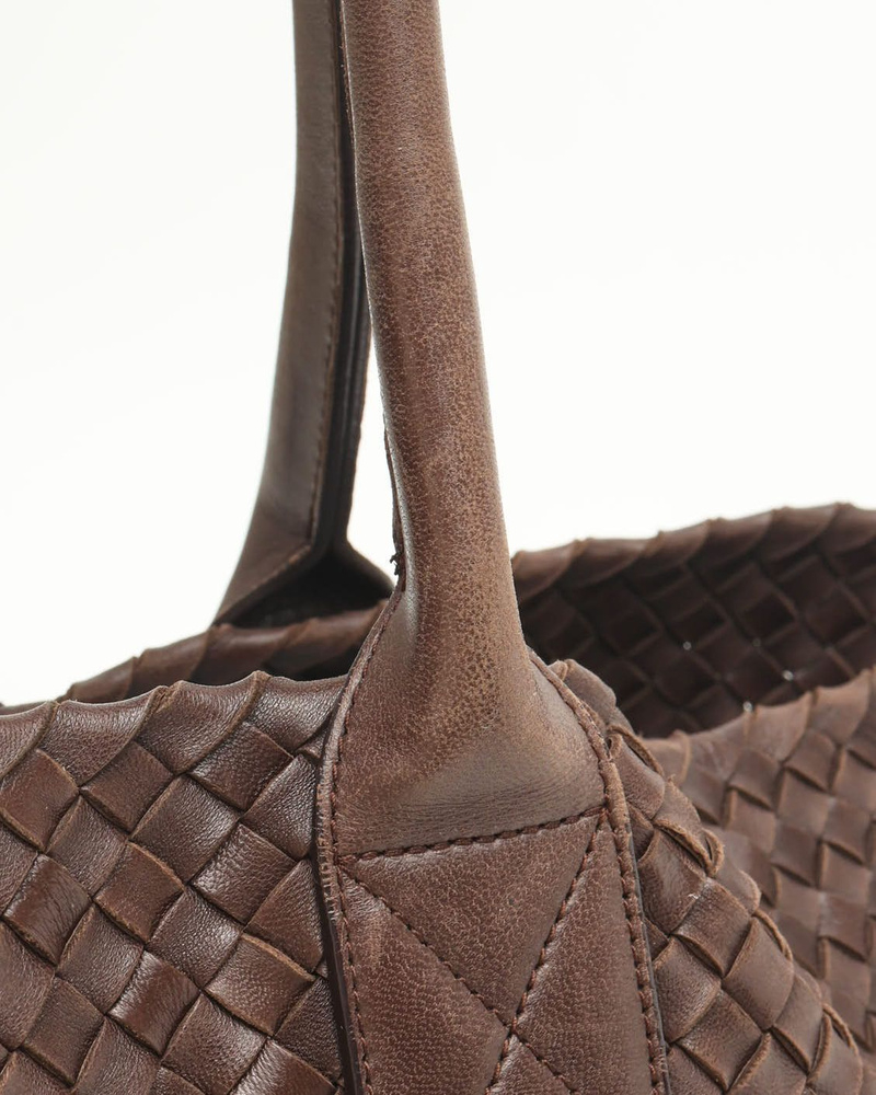 Bottega Veneta Intrecciato Cabat MM Tote bag