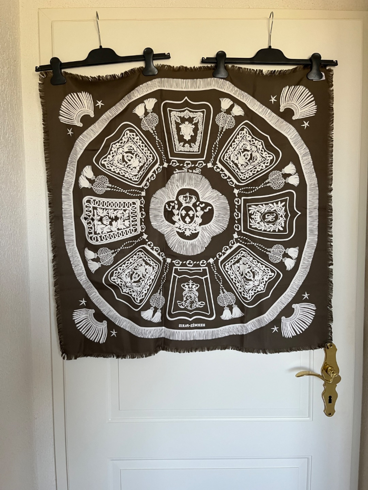 Hermès Carré 80 frangé