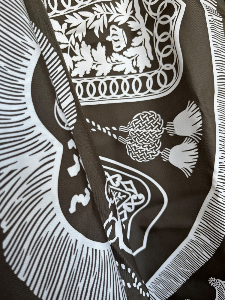 Hermès Carré 80 frangé