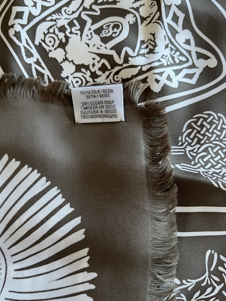 Hermès Carré 80 frangé