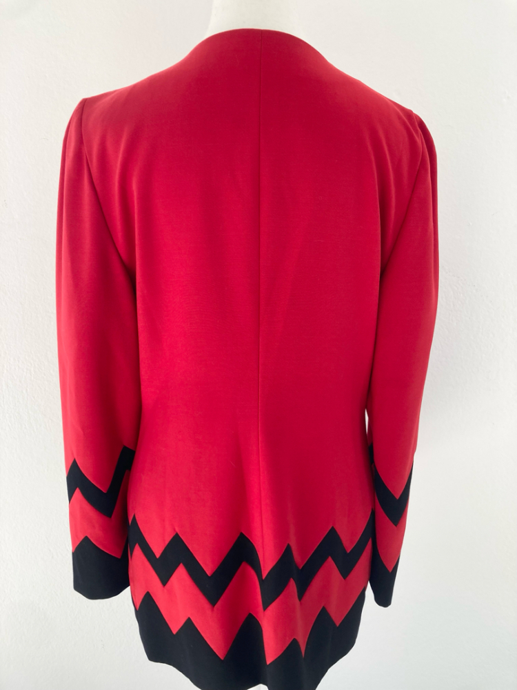 Gai Mattiolo EXTRAVAGANT  VESTE  de Gai Mattiolo .