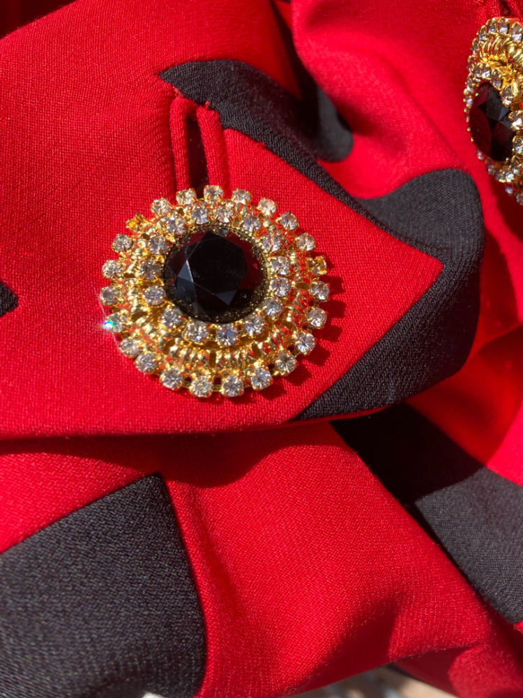 Gai Mattiolo EXTRAVAGANT  VESTE  de Gai Mattiolo .