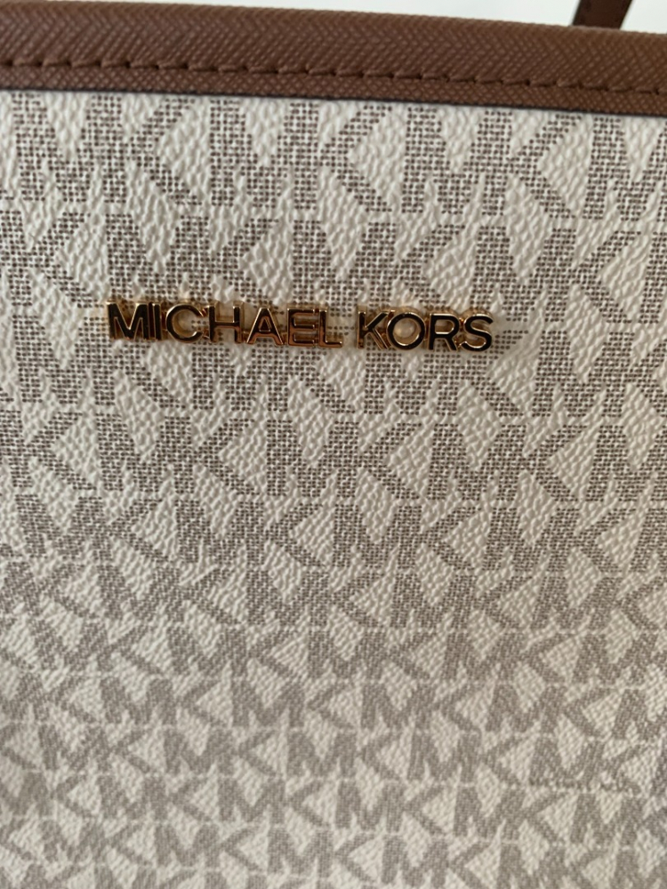 Kors Michael Kors Women's 'Jet Set Travel Large Top Zip' Tote Bag