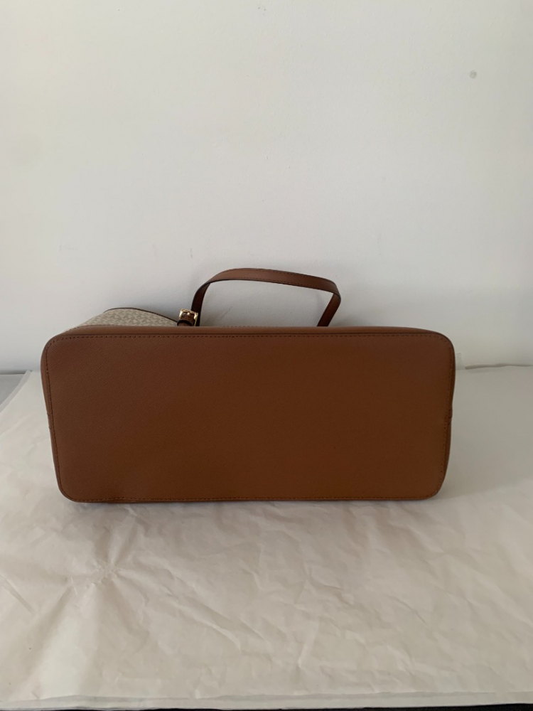 Kors Michael Kors Women's 'Jet Set Travel Large Top Zip' Tote Bag