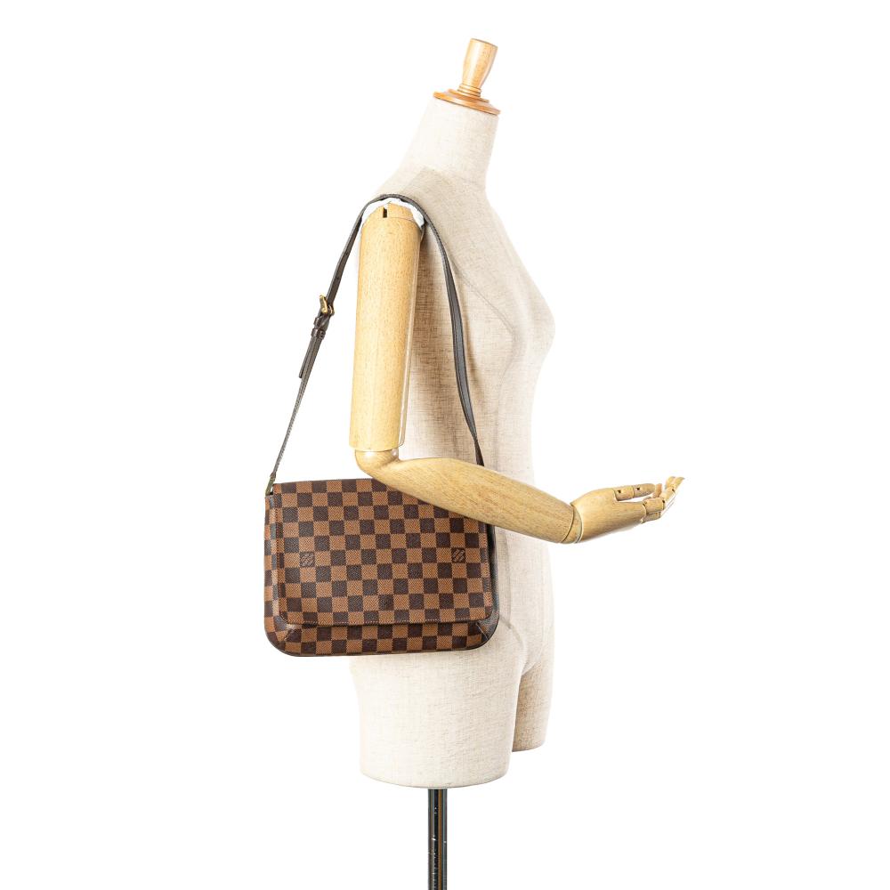 Louis Vuitton B Louis Vuitton Brown Damier Canvas Canvas Damier Ebene Musette Tango Short Strap Spain