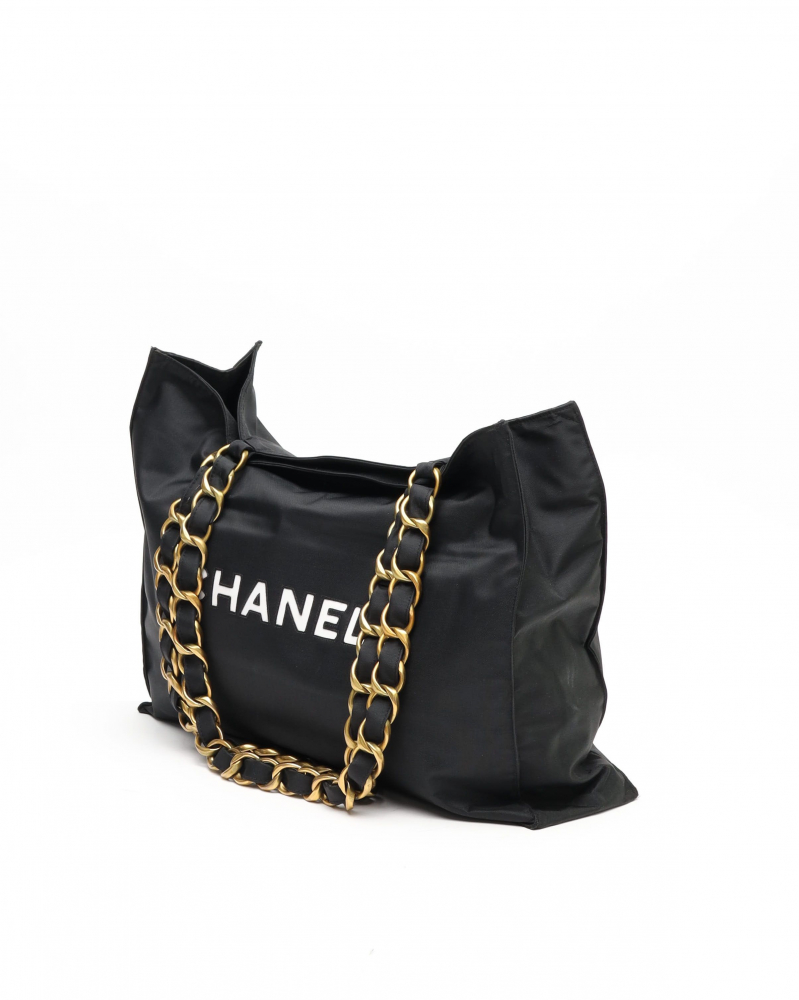 Chanel CC Chain Tote Bag