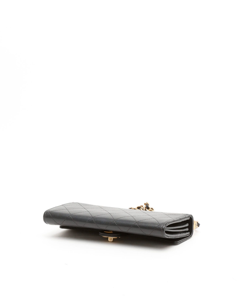 Chanel Chic Pearl Wallet On Chain Bag