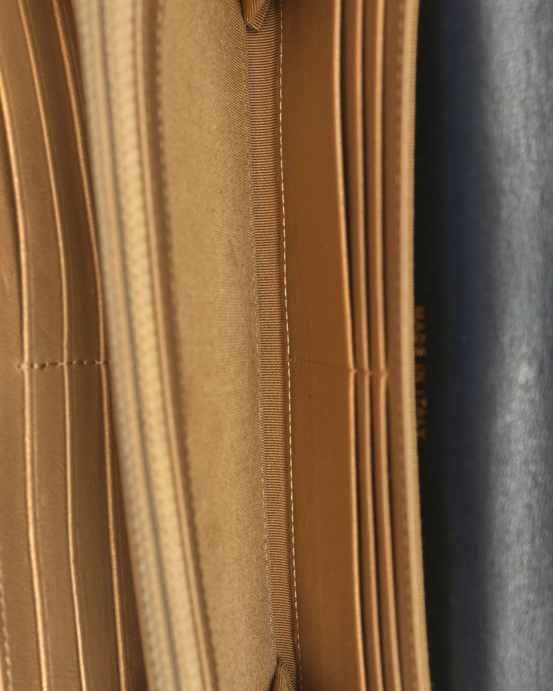 Chanel Chic Pearl Wallet On Chain Bag