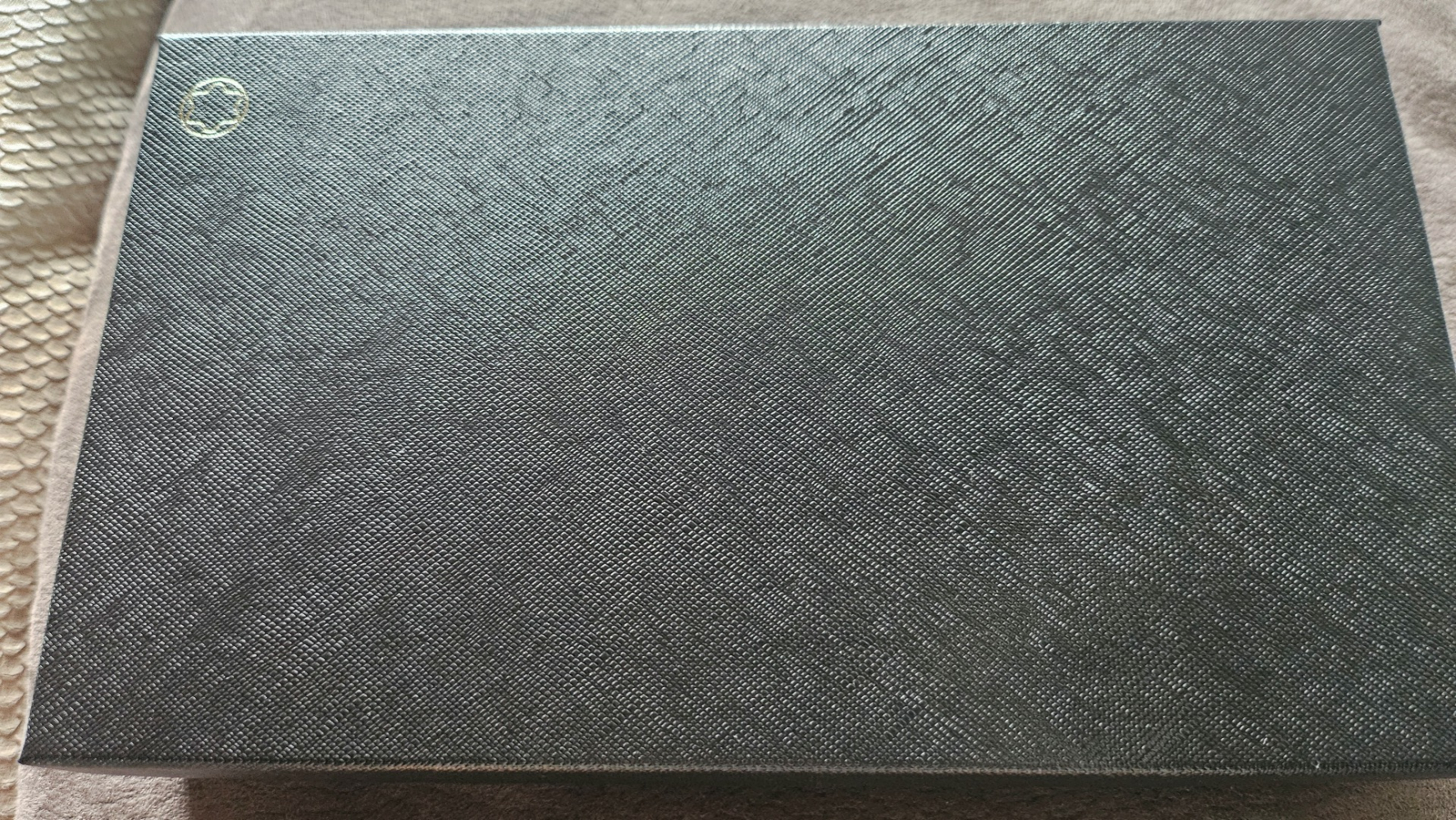 Montblanc 13CC ZIPPED TRAVEL WALLET MEISTERSTÜCK SOFT GRAIN