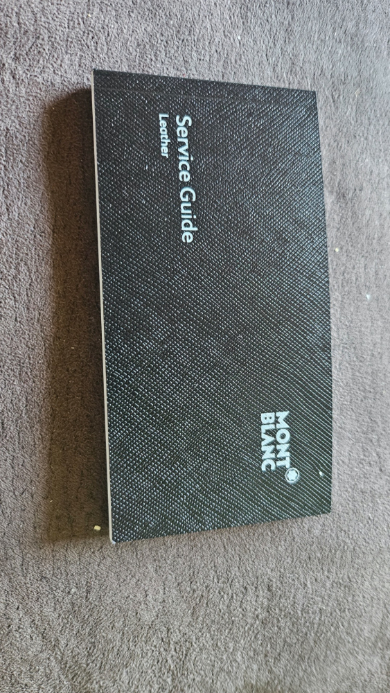 Montblanc 13CC ZIPPED TRAVEL WALLET MEISTERSTÜCK SOFT GRAIN