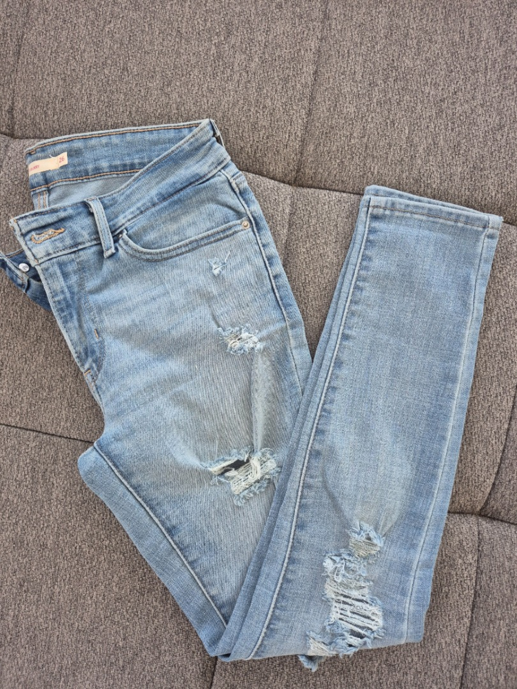 Levi's Skin n'y 711