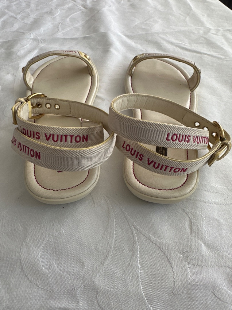 Louis Vuitton Sandalen