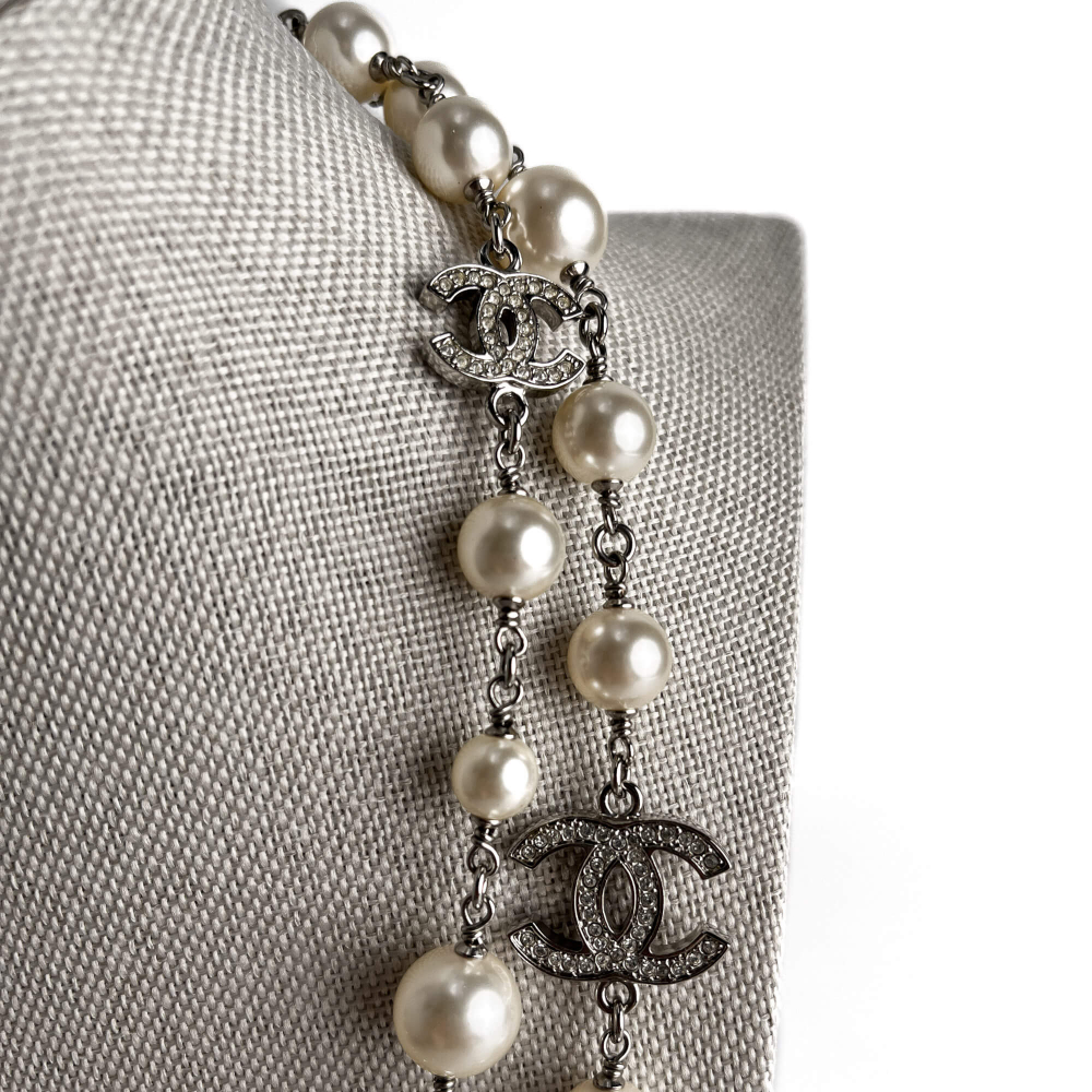 Chanel Crystal Pearls CC Metal & Faux Pearls 2-Ways Long Necklace Silver