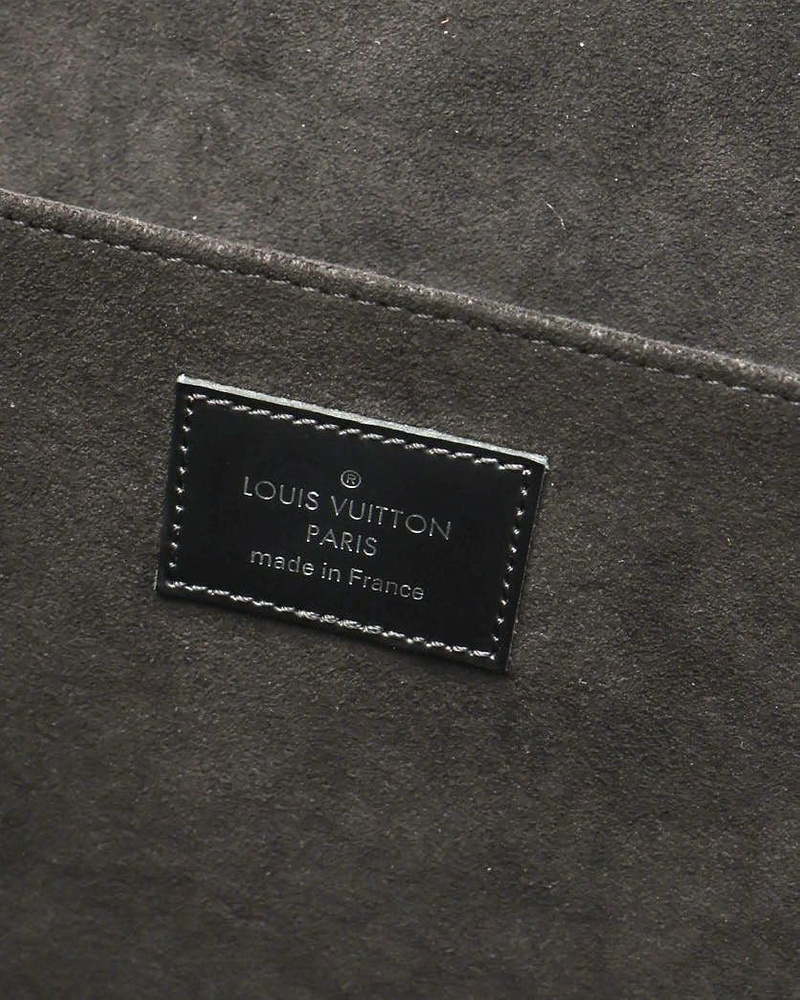 Louis Vuitton Epi NM Pochette Jour GM Folder