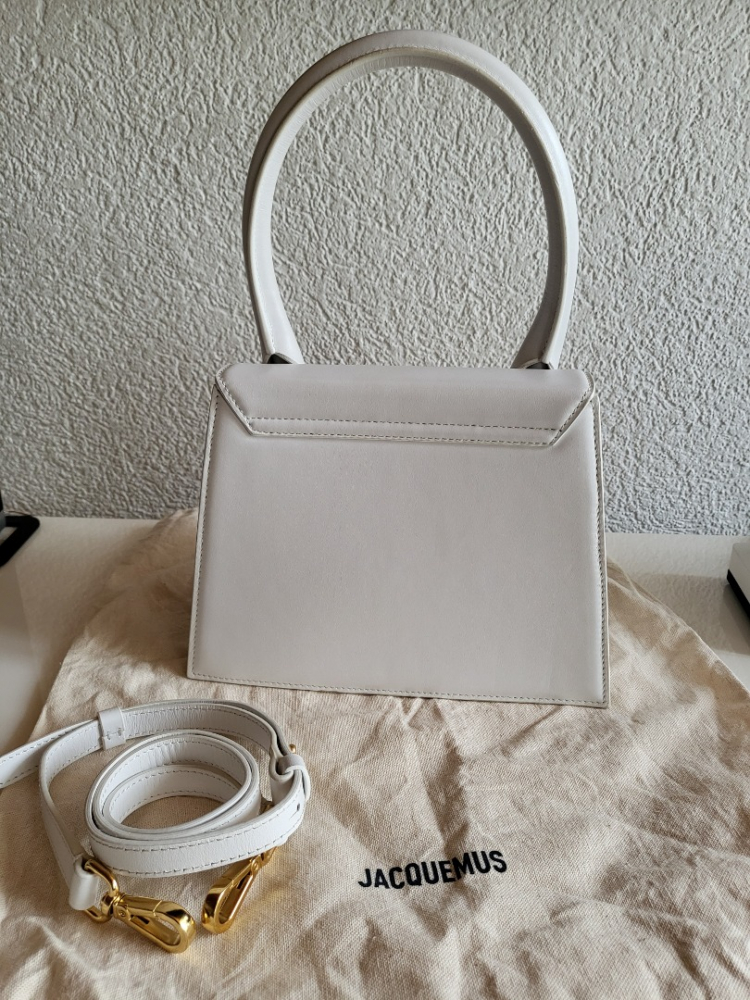 Jacquemus Sac à main 'Le Grand Chiquito' pour Femmes