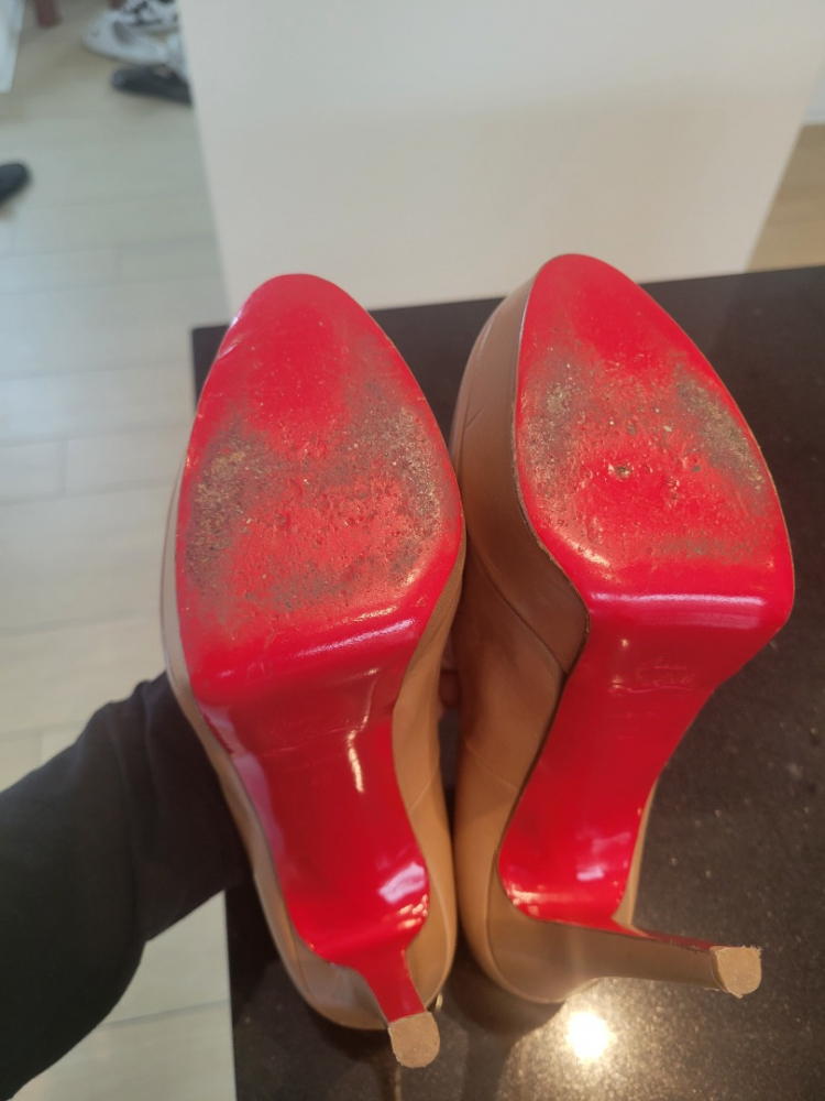 Christian Louboutin bianca