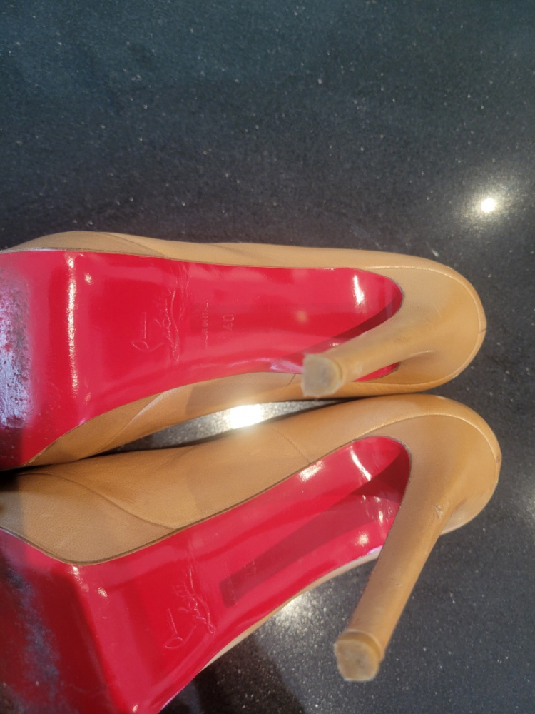 Christian Louboutin bianca