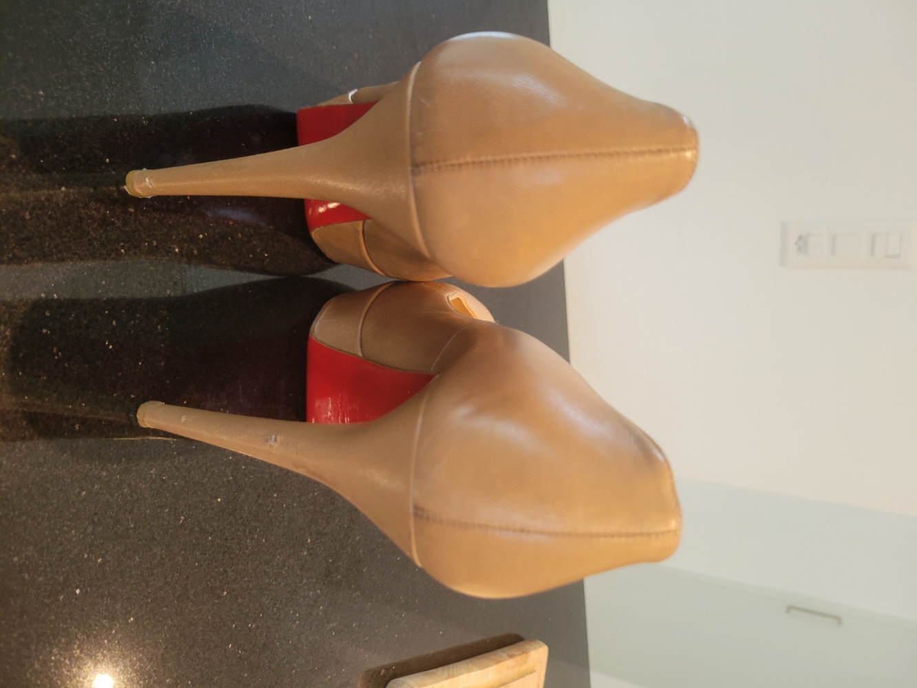 Christian Louboutin bianca