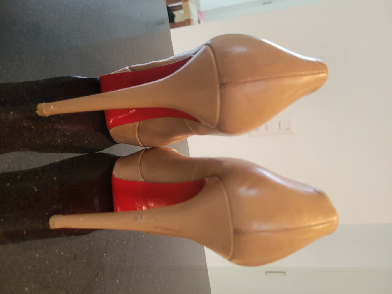 Christian Louboutin bianca